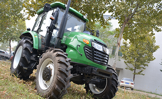 J9九游会-1104型拖拉机